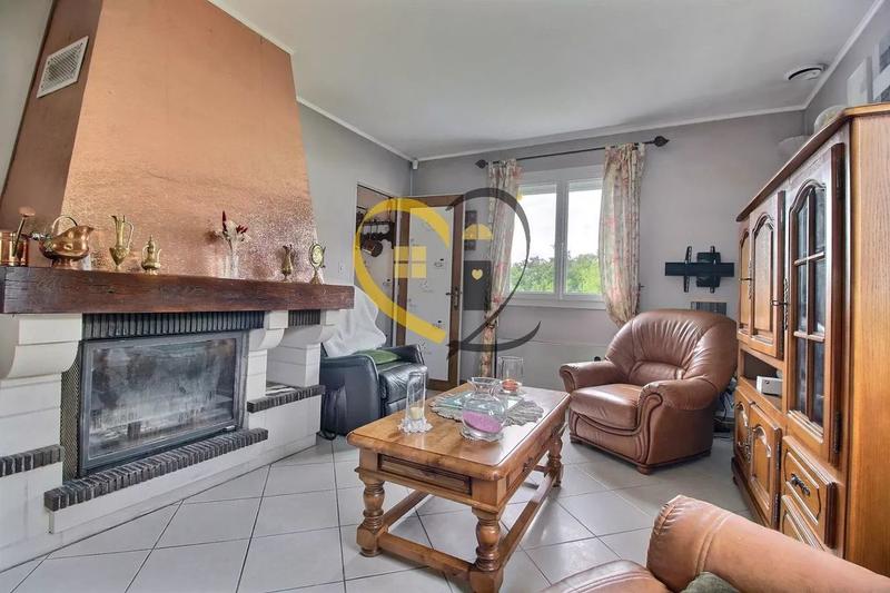 Maison - 80 m² - 5 pièces