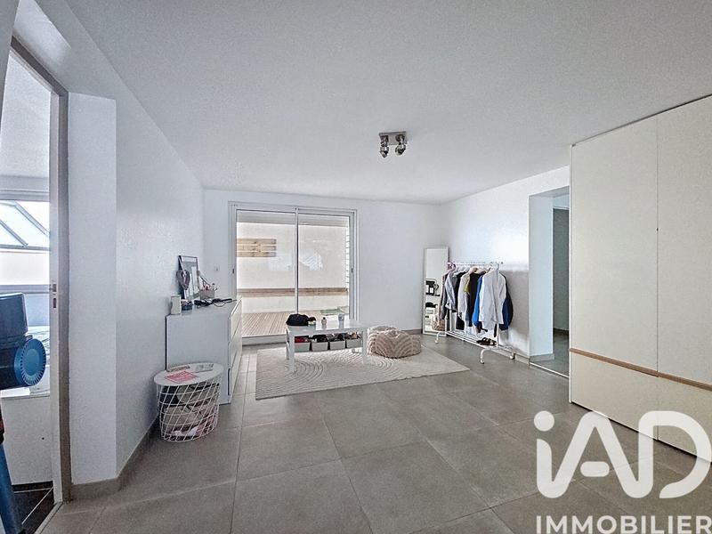 Maison - 200 m² - 7 pièces