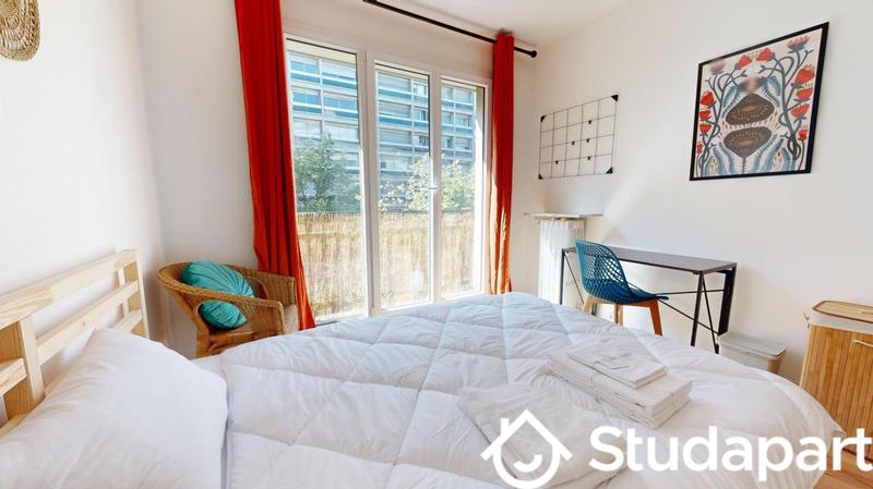 Chambre - 10 m² - 1 pièce