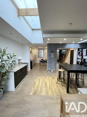 Maison - 125 m² - 5 pièces