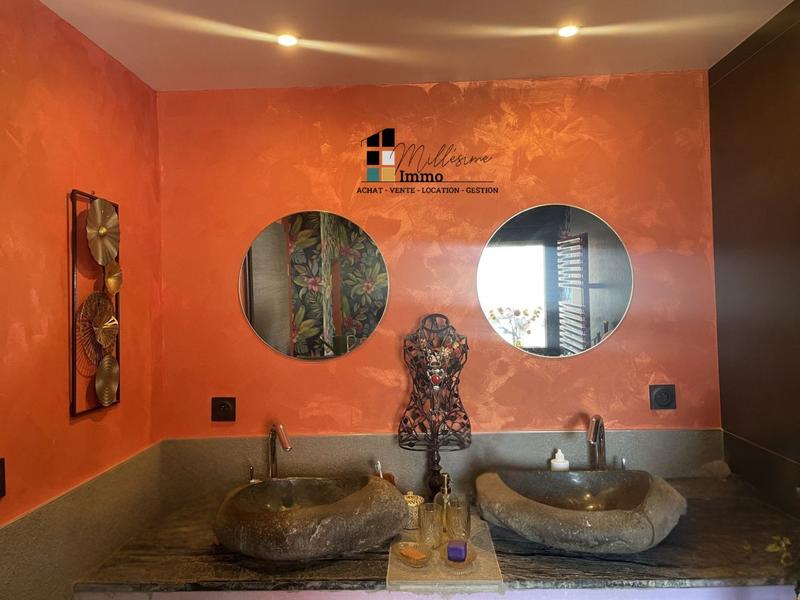 Maison ancienne - 265 m² - 8 pièces