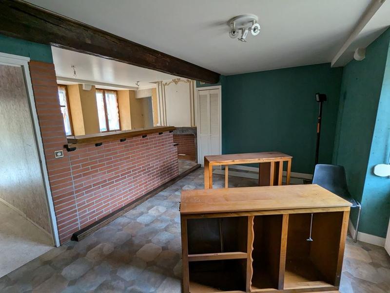 Maison traditionnelle - 370 m² - 12 pièces