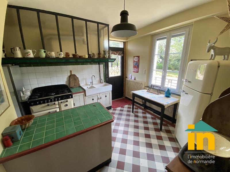 Maison de ville - 255 m² - 11 pièces