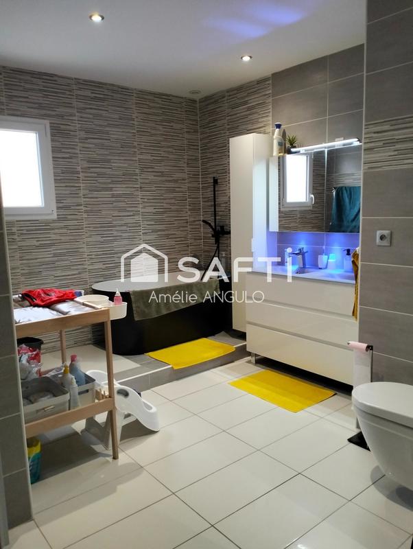 Maison - 103 m² - 4 pièces