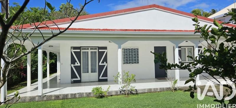 Maison - 99 m² - 4 pièces