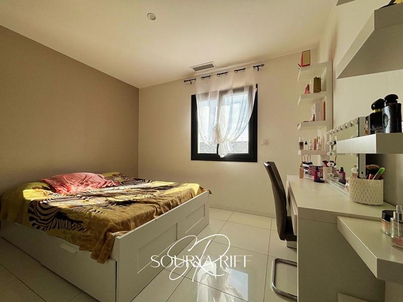 Maison - 165 m² - 7 pièces