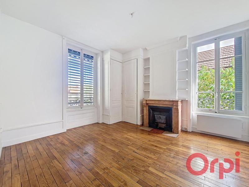 Maison - 166 m² - 7 pièces