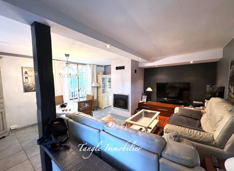 Maison - 150 m² - 5 pièces