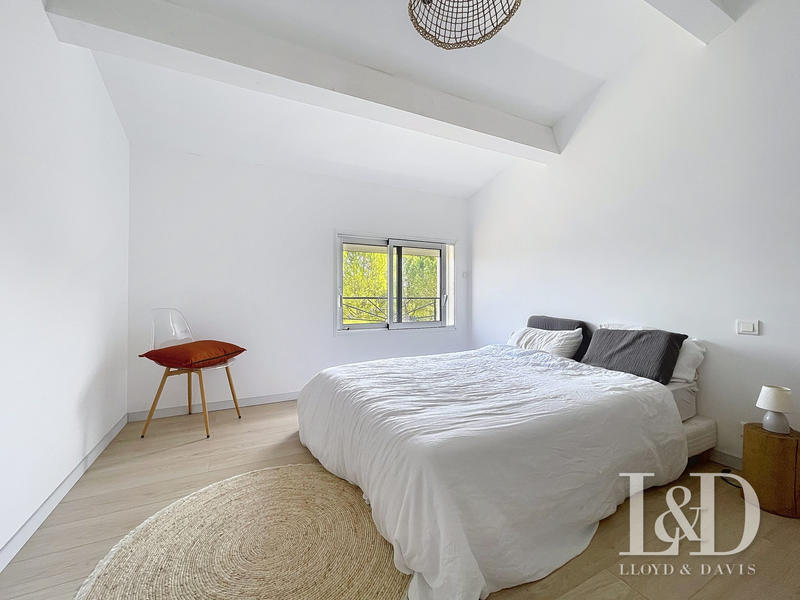 Maison contemporaine - 141 m² - 4 pièces