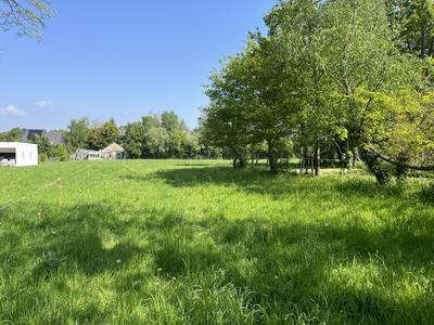 Terrain - 2 096 m²
