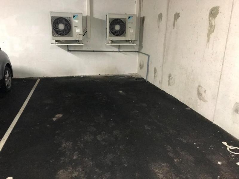 Local d'activités - 162 m² - 2 pièces