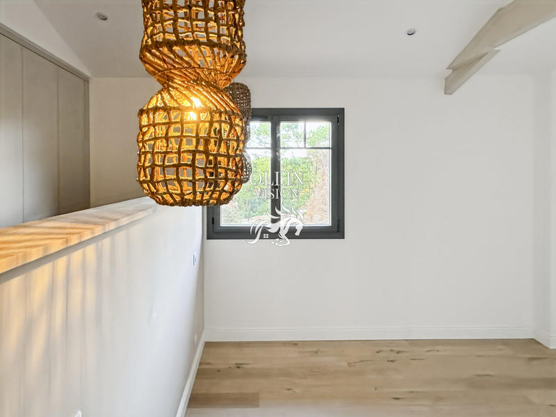 Villa - 190 m² - 6 pièces