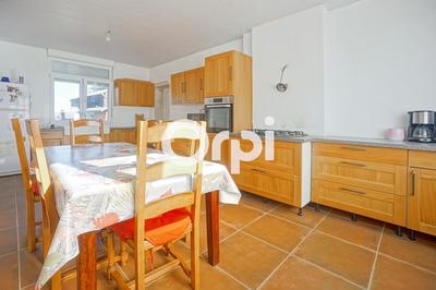 Maison - 101 m² - 4 pièces