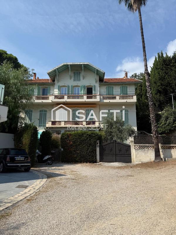 Appartement - 148 m² - 3 pièces