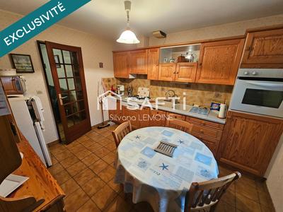 Maison - 95 m² - 6 pièces