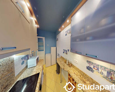 Chambre - 100 m² - 1 pièce