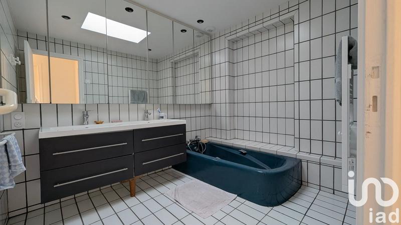 Maison - 140 m² - 5 pièces