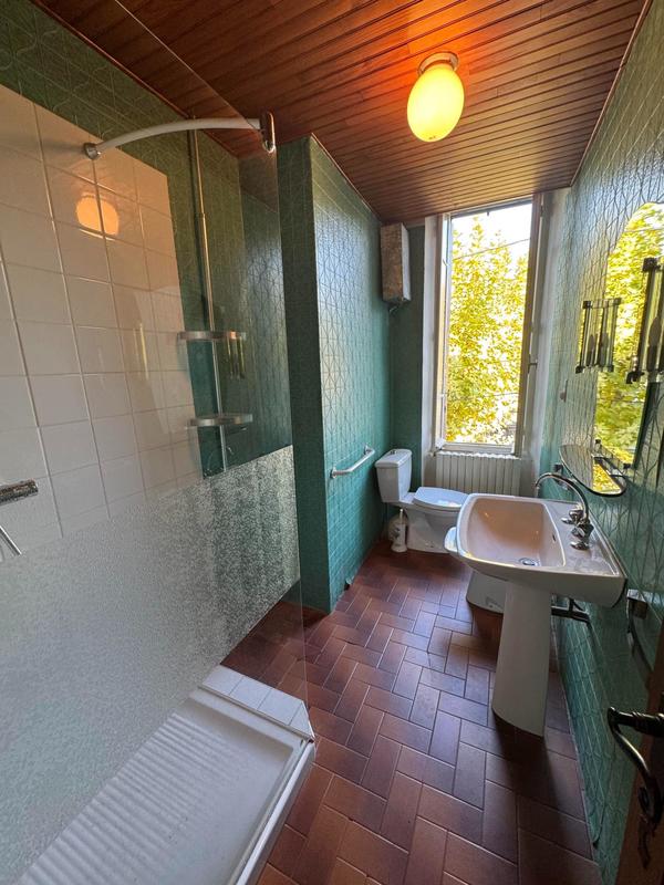 Maison - 124 m² - 10 pièces