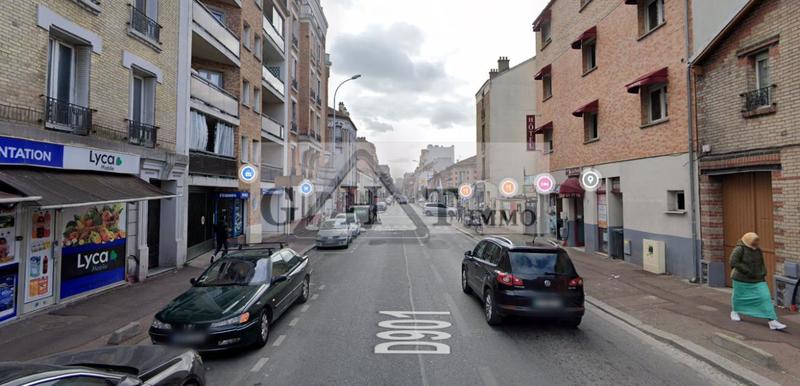 Local commercial - 107 m²