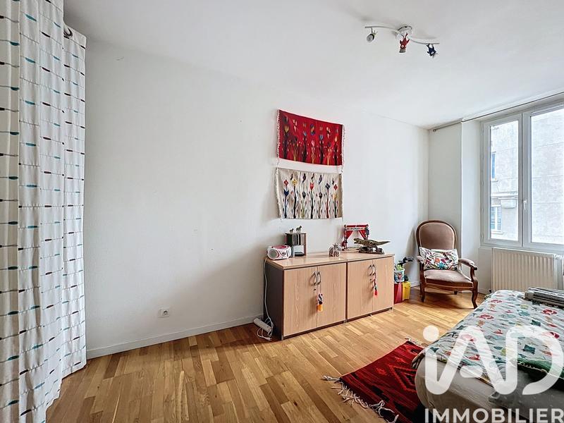 Appartement - 100 m² - 4 pièces