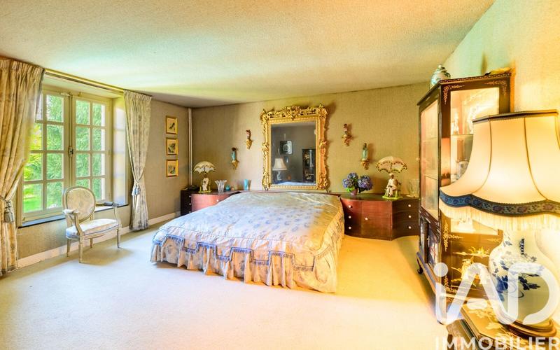 Maison - 252 m² - 7 pièces