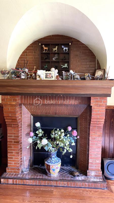 Demeure - 235 m² - 8 pièces