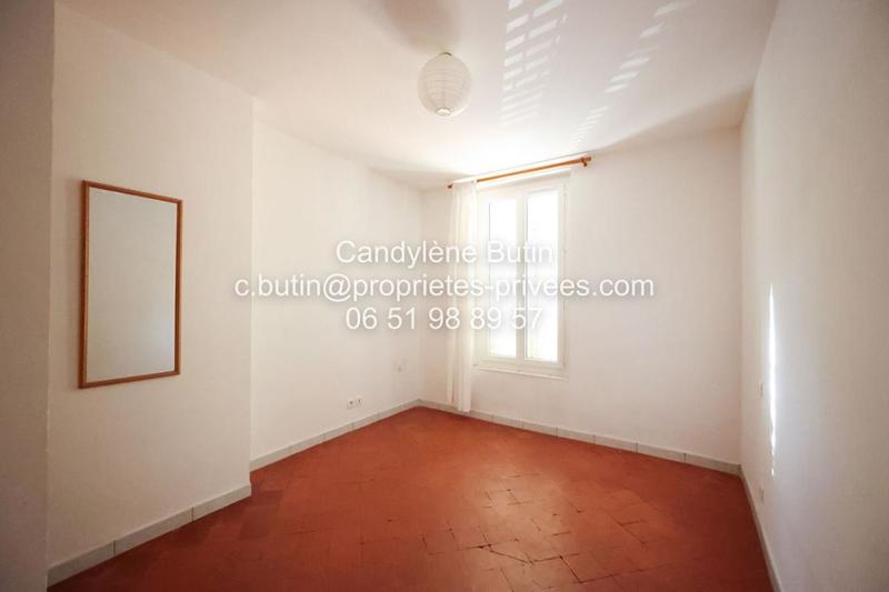 Propriété - 297 m² - 14 pièces