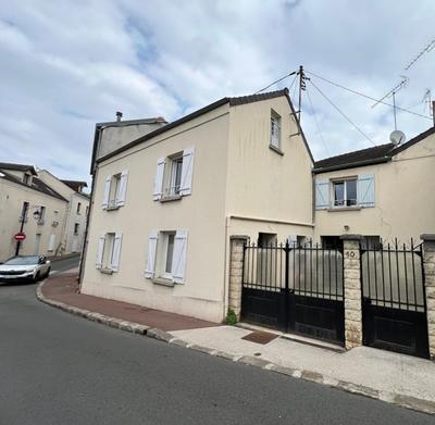 Pavillon - 140 m² - 5 pièces