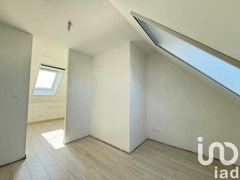 Maison - 99 m² - 4 pièces
