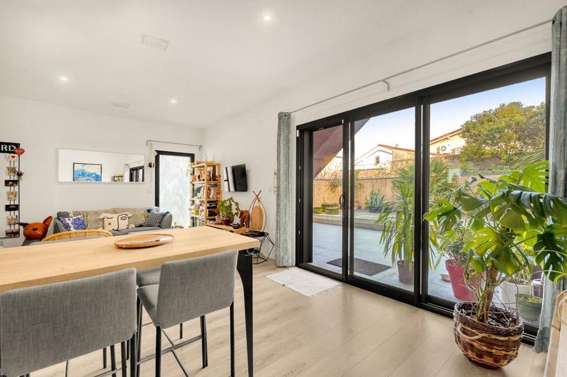 Appartement - 62 m² - 2 pièces