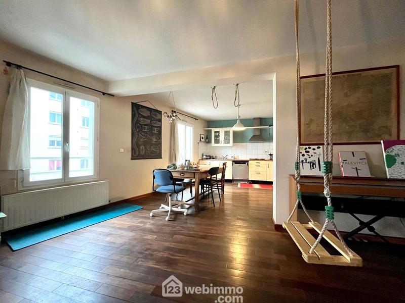 Appartement - 102 m² - 4 pièces