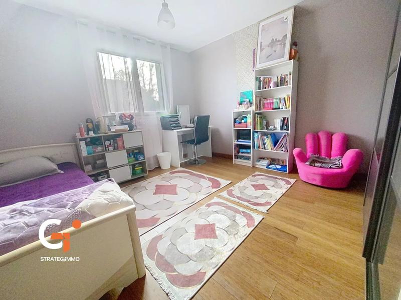 Maison - 143 m² - 6 pièces