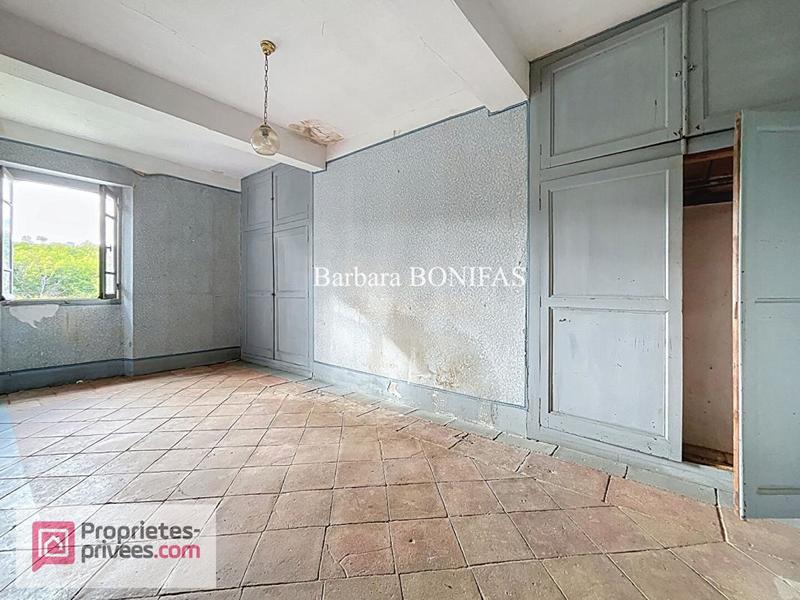 Maison - 121 m² - 6 pièces