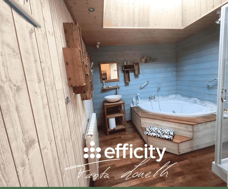 Maison de village - 320 m² - 15 pièces