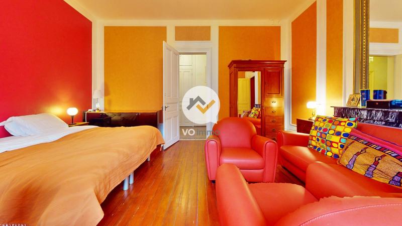 Château - 750 m² - 20 pièces