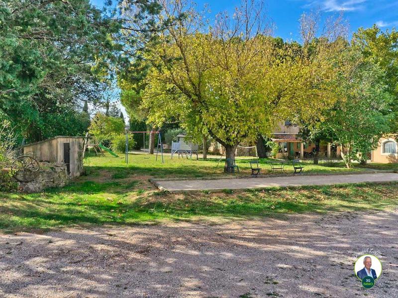 Maison de domaine - 491 m² - 17 pièces