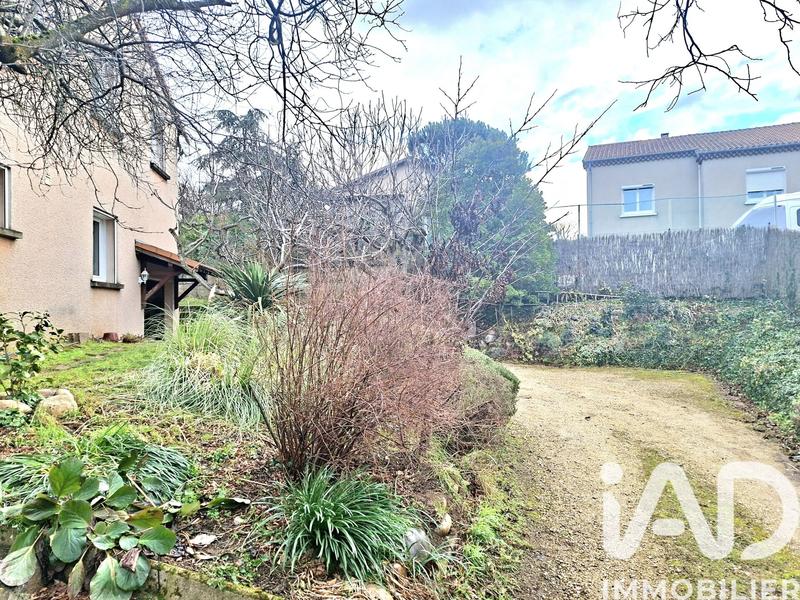 Maison - 179 m² - 8 pièces