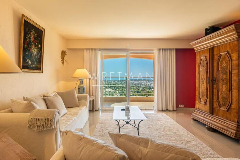 Villa - 318 m² - 13 pièces