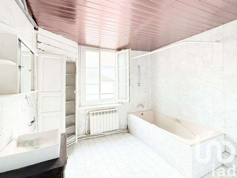 Appartement - 81 m² - 3 pièces