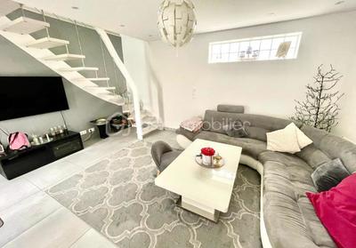 Maison - 108 m² - 5 pièces