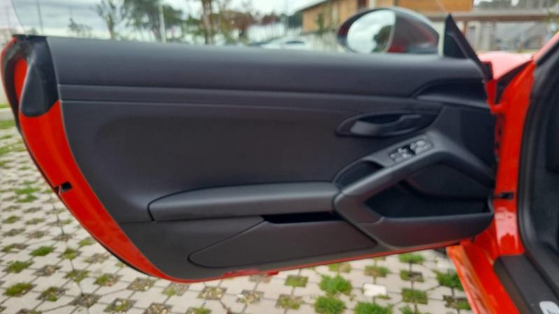 Porsche 718 Boxster t 2.0 300 Pdk7