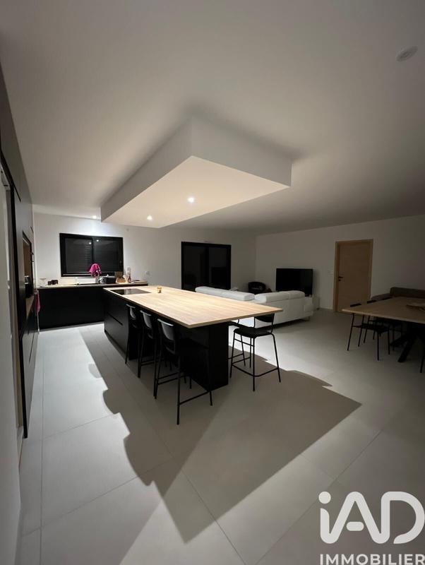 Maison - 153 m² - 6 pièces