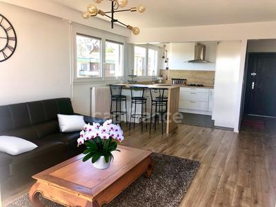 Appartement - 81 m² - 5 pièces