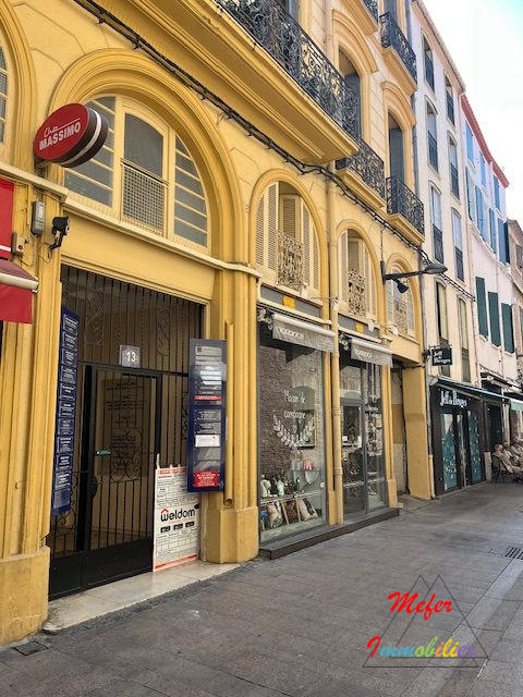 Local commercial - 65 m²