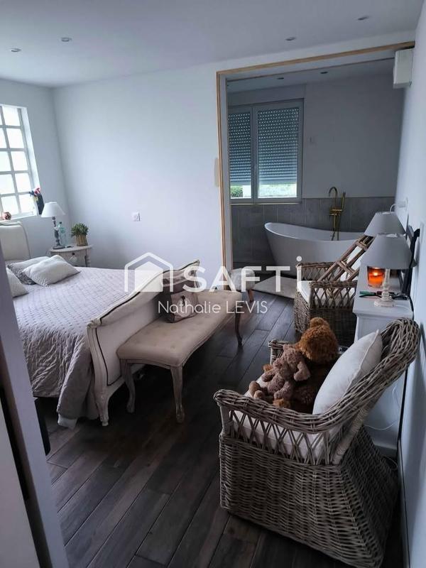 Maison - 160 m² - 5 pièces