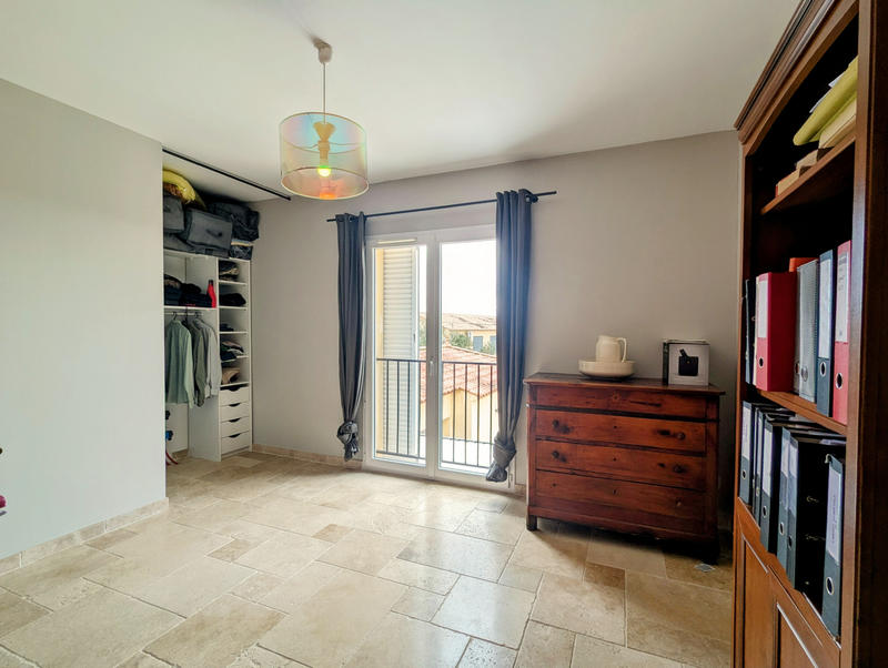 Villa - 196 m² - 6 pièces