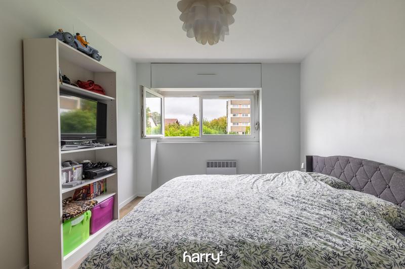 Appartement - 80 m² - 3 pièces