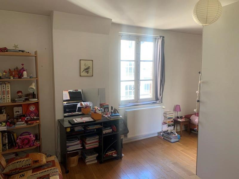 Appartement - 147 m² - 6 pièces