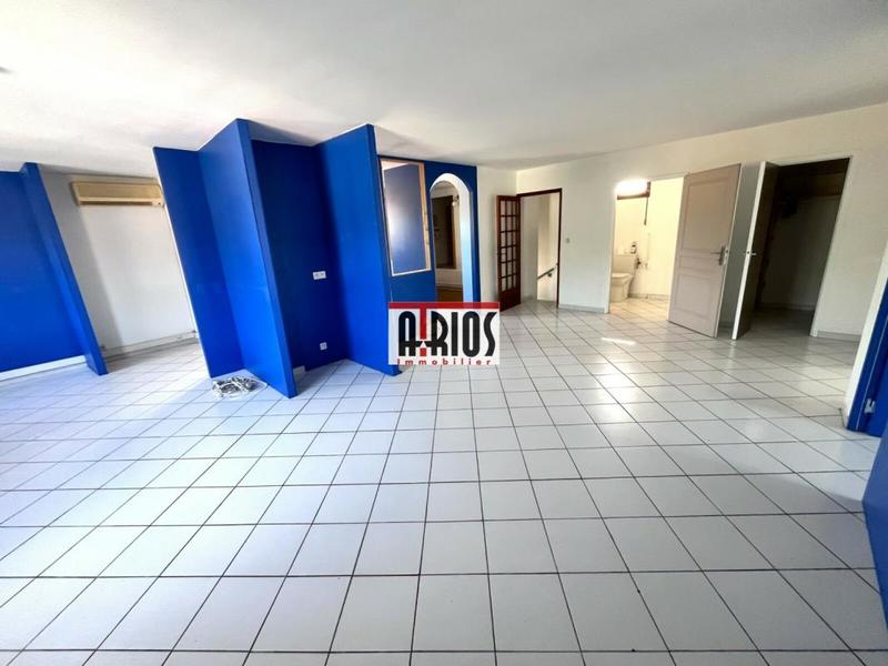 Bureau - 104 m² - 3 pièces