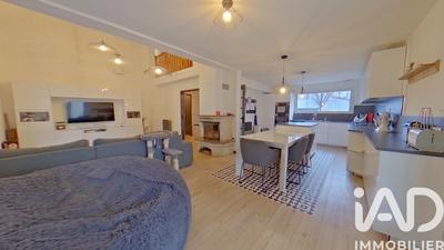 Maison - 209 m² - 10 pièces